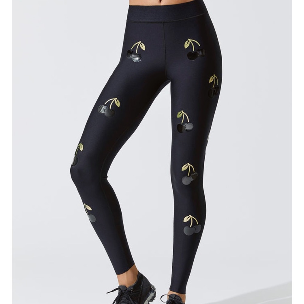 Ultracor cherry leggings